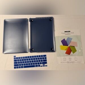 Blue case for MacBook Pro 13